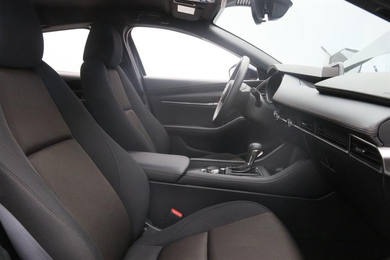 mazda Mazda3 Sport 2025 - 16