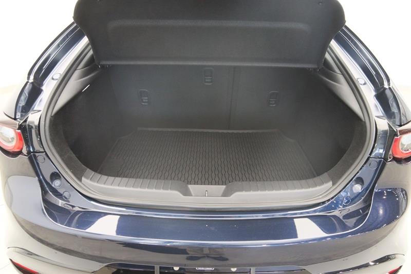mazda Mazda3 Sport 2025 - 18