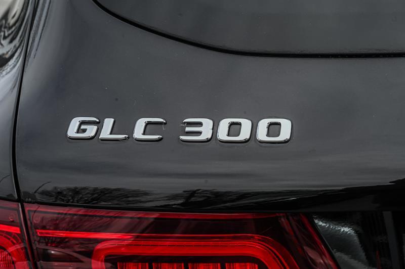 2022 Mercedes-Benz GLC - Image 8