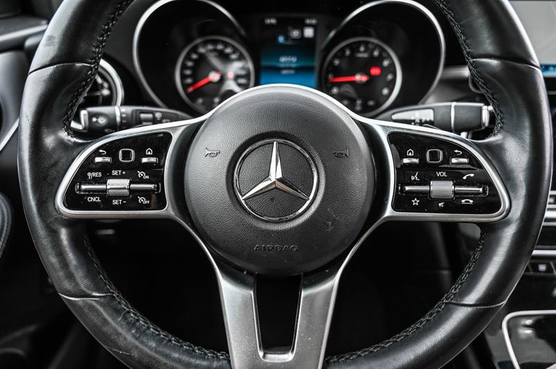 2022 Mercedes-Benz GLC - Image 12