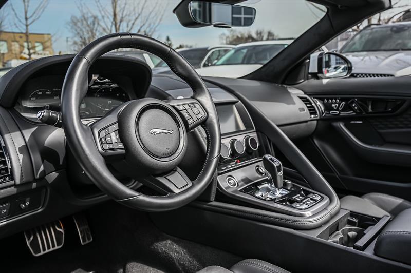 2024 Jaguar F-TYPE - Image 12