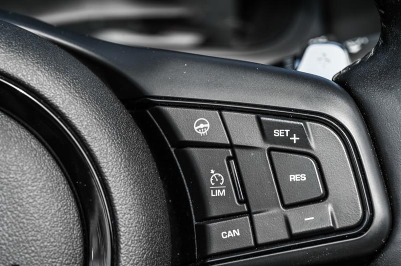 2024 Jaguar F-TYPE - Image 15