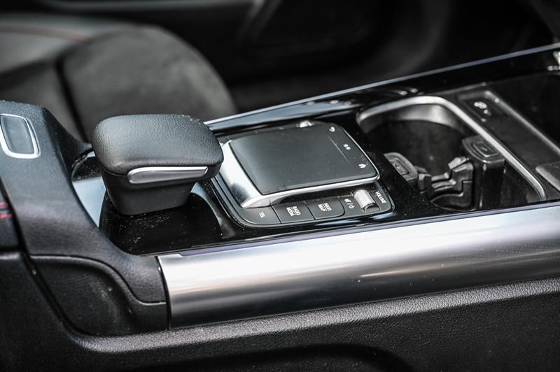 2022 Mercedes-Benz GLA - Image 29