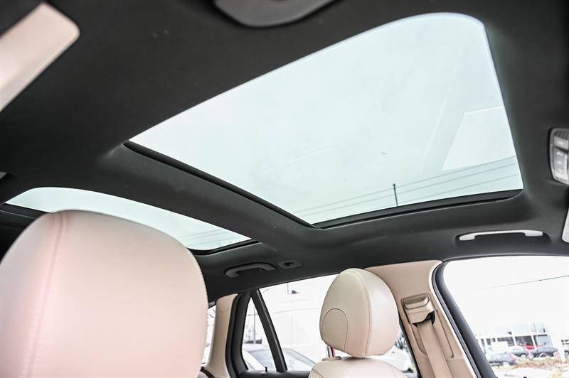 2018 Mercedes-Benz GLC - Image 29