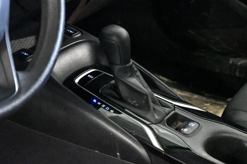 2020 Toyota Corolla - Image 32