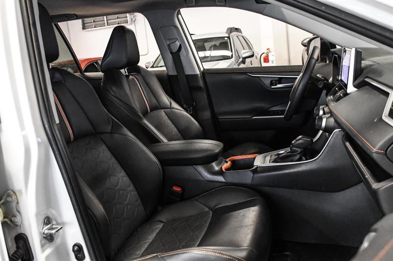 2024 Toyota RAV4 - Image 18