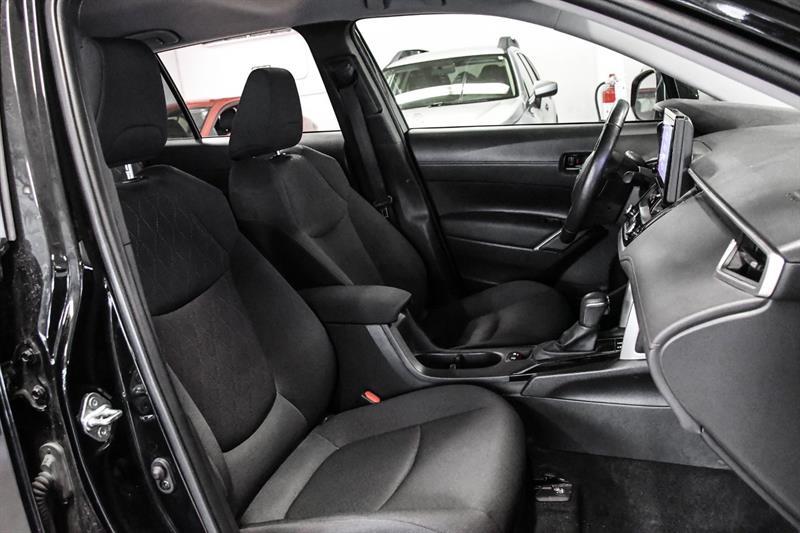 2023 Toyota Corolla - Image 16