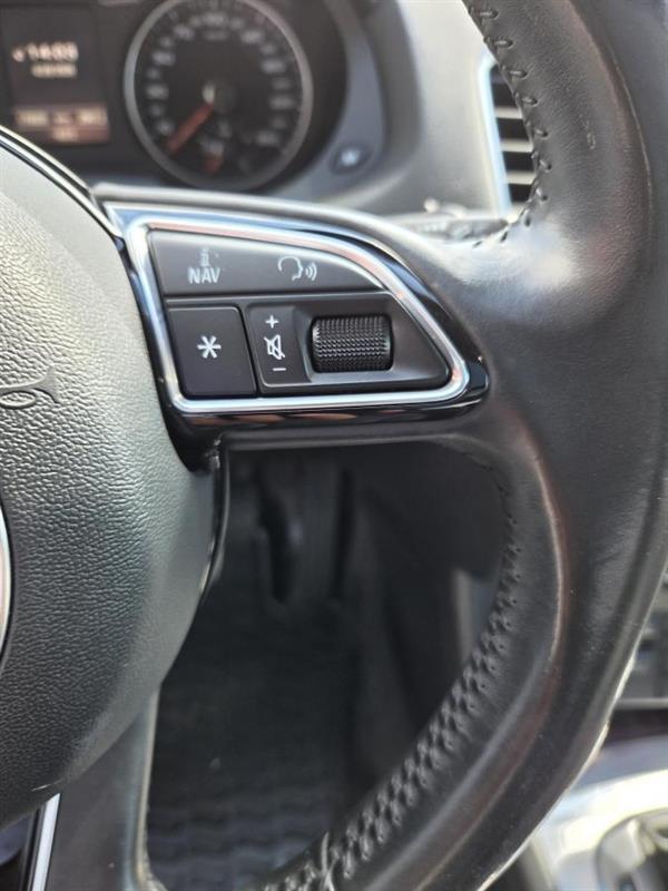 audi Q3 2016 - 19