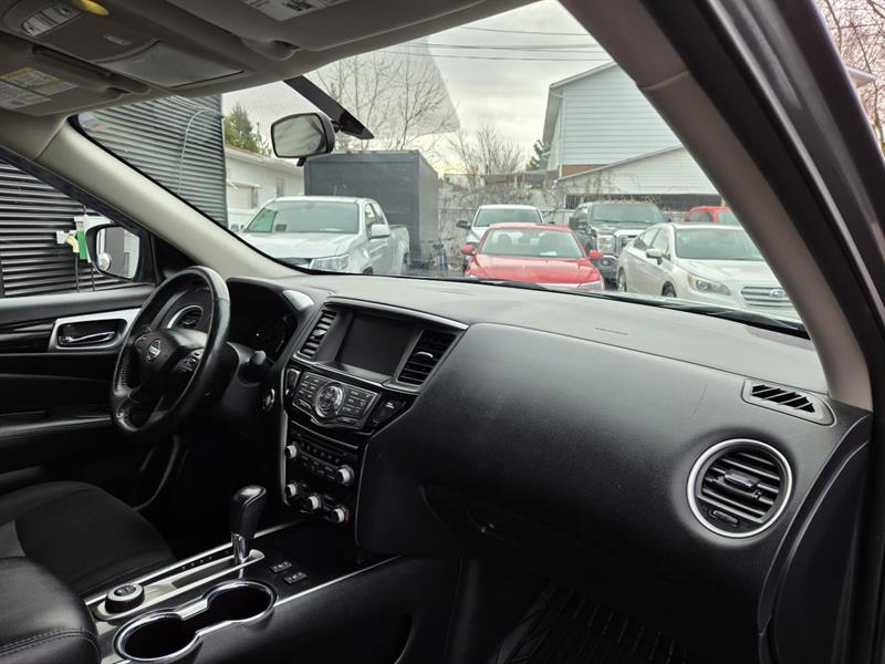 2018 Nissan Pathfinder - Image 10