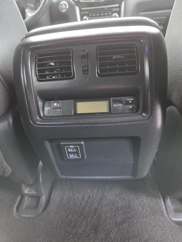 2018 Nissan Pathfinder - Image 14