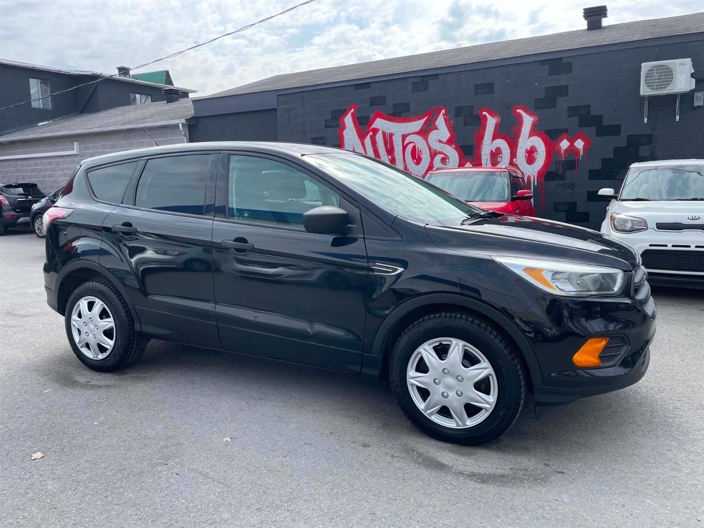2017 Ford Escape S FWD