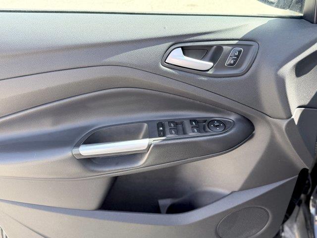 ford Escape 2018 - 12