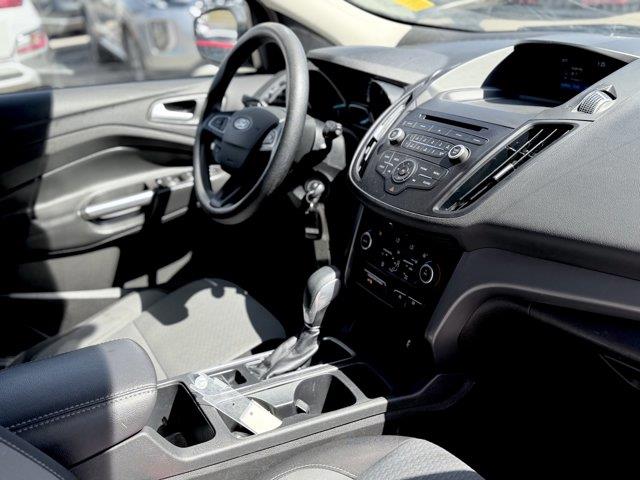ford Escape 2018 - 21