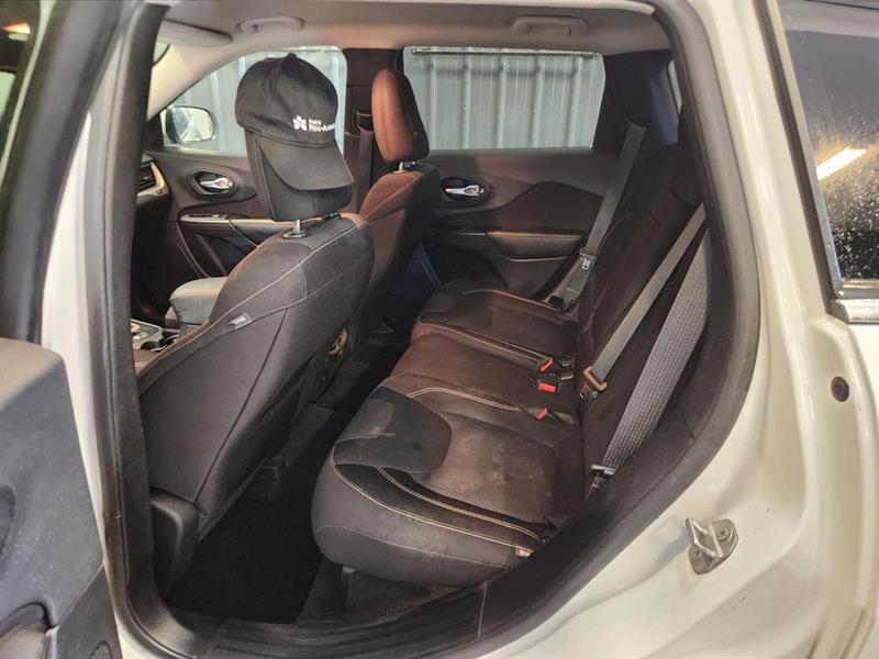 jeep Cherokee 2015 - 11