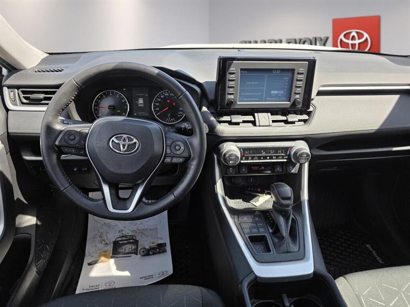 toyota RAV4 2022 - 11