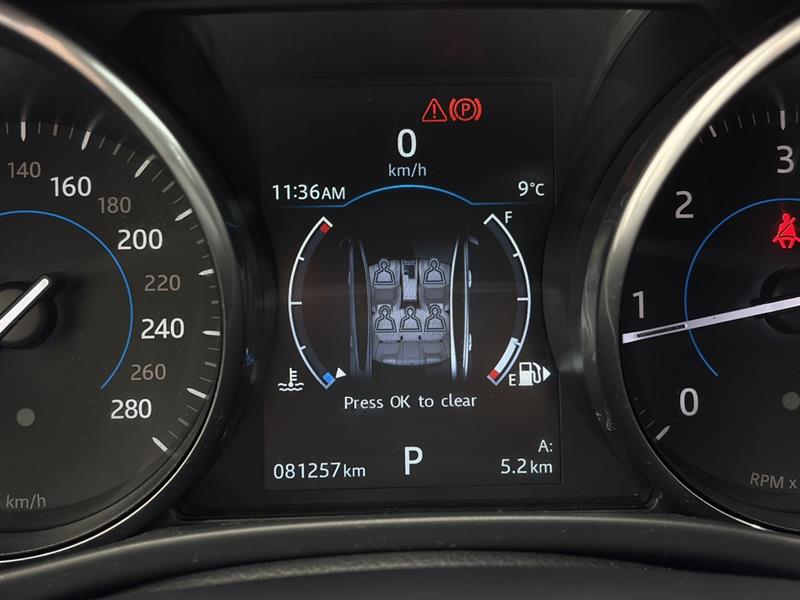 jaguar XE 2017 - 23
