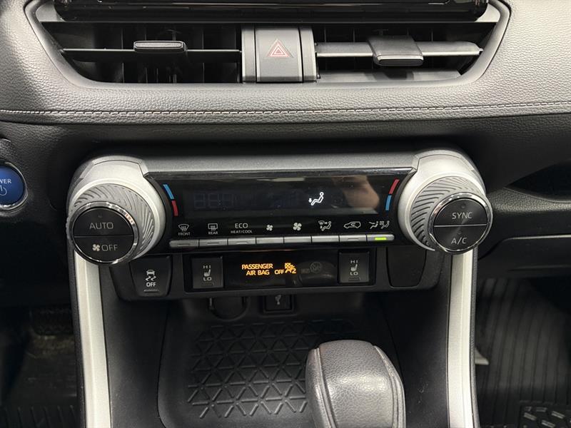 toyota RAV4 2021 - 24