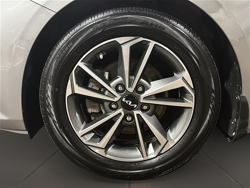 kia Forte5 2023 - 22