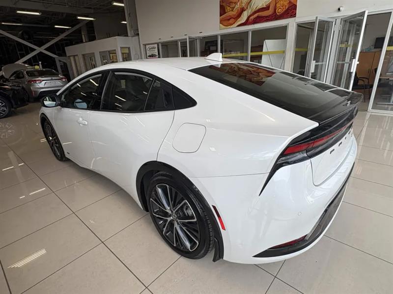 toyota Prius 2024 - 6