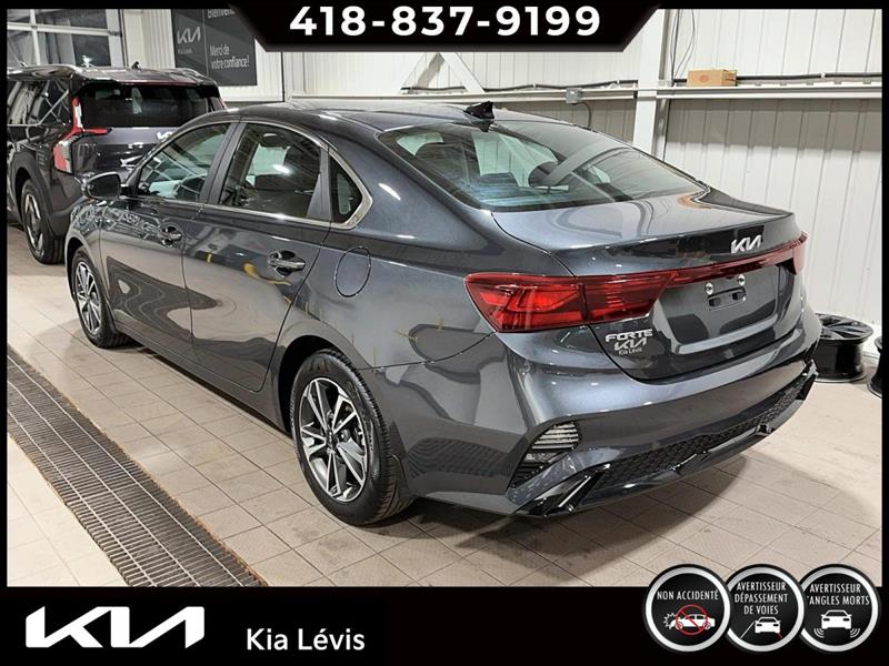 kia Forte 2022 - 4