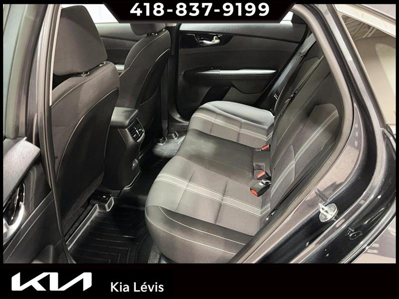kia Forte 2022 - 13