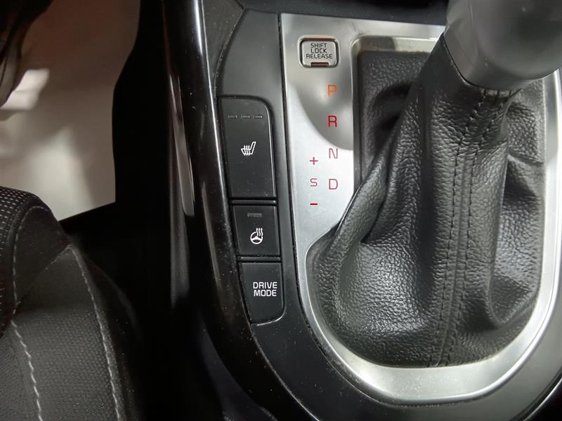 kia Forte 2021 - 30