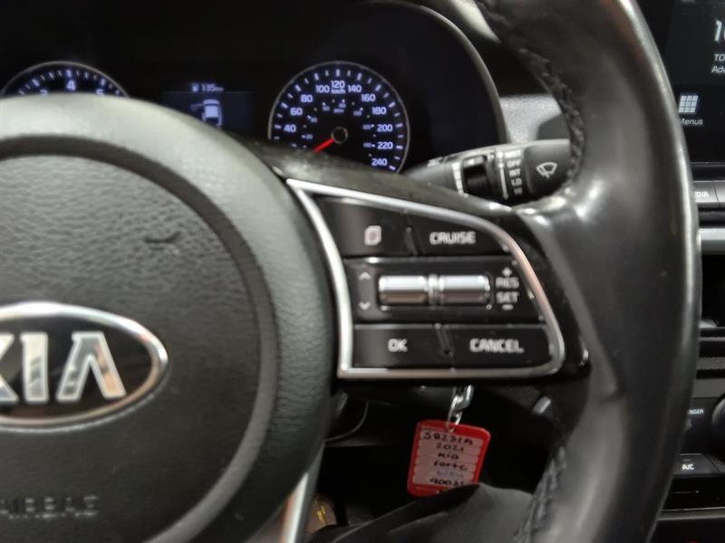kia Forte 2021 - 34
