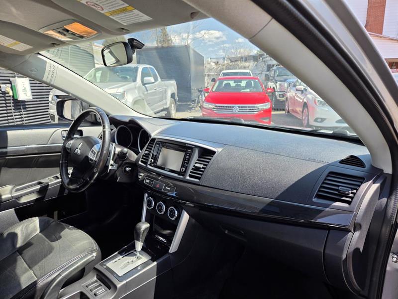 mitsubishi Lancer 2016 - 10
