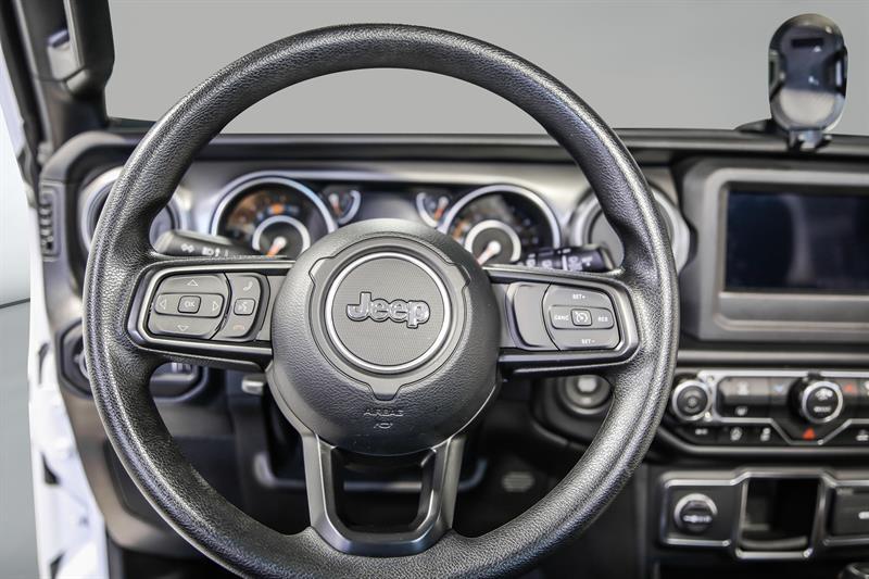 jeep Wrangler 2023 - 19