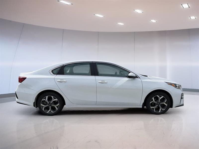 kia Forte 2021 - 4
