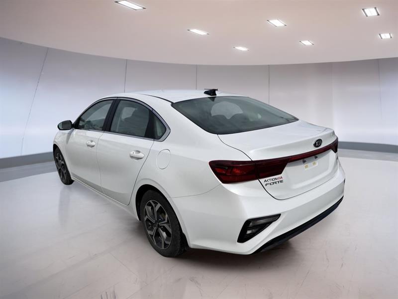 kia Forte 2021 - 7
