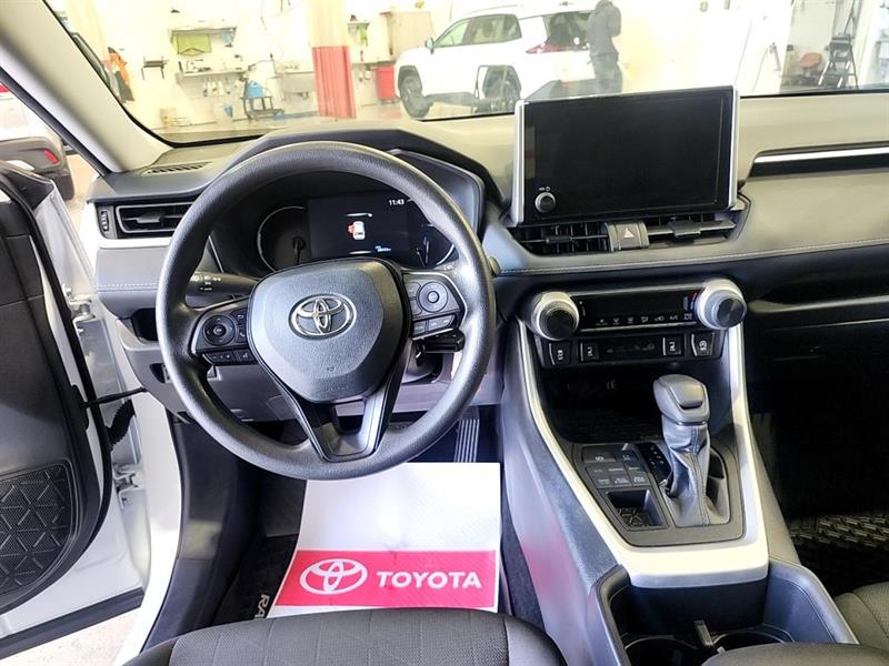 toyota RAV4 2025 - 9