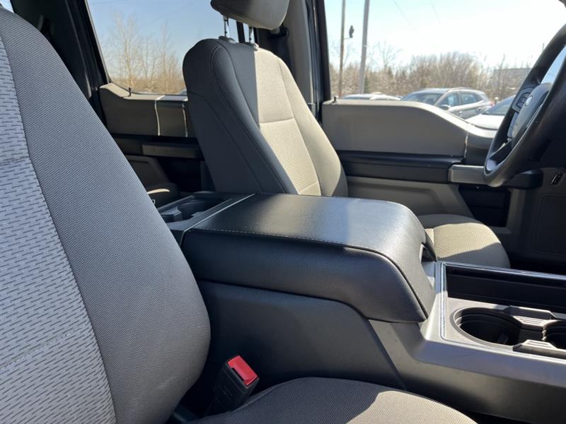 ford Super Duty F-350 a roues arrière jumelées 2022 - 22