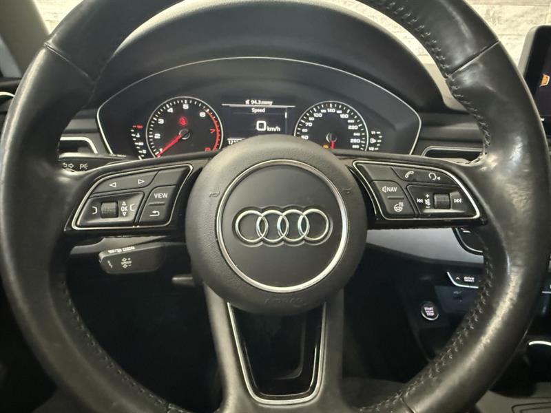 audi berline A4 2019 - 13