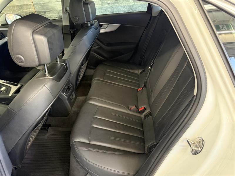 audi berline A4 2019 - 20