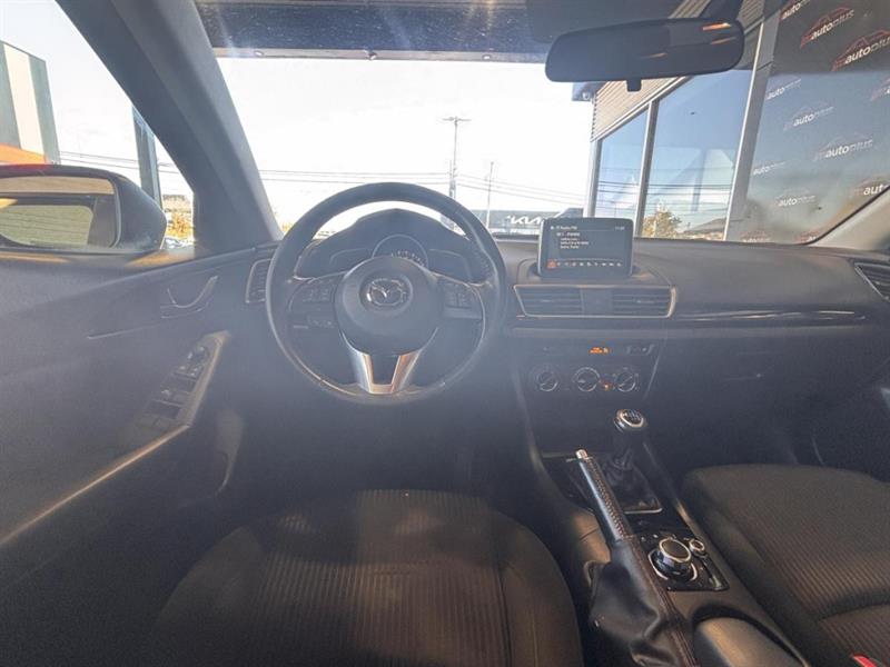 mazda Mazda3 2015 - 11