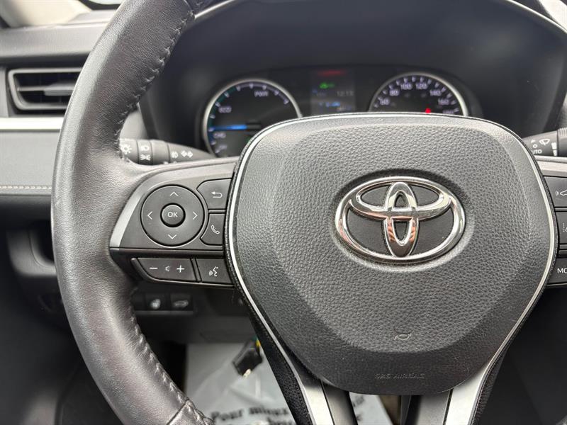 toyota RAV4 HYBRID AWD XLE 2021 - 9
