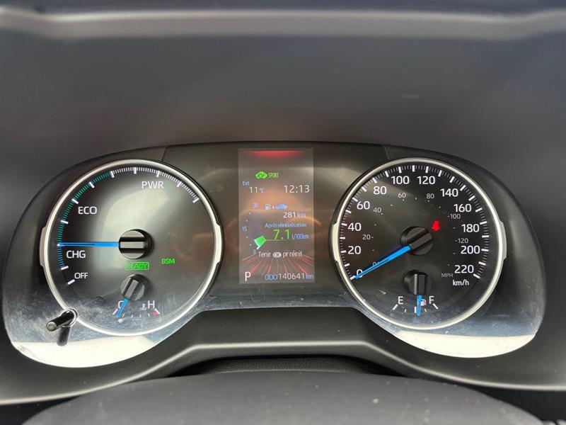 toyota RAV4 HYBRID AWD XLE 2021 - 11