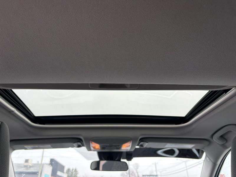 toyota RAV4 HYBRID AWD XLE 2021 - 14
