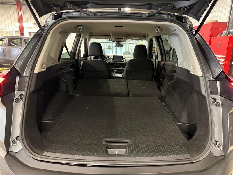nissan Rogue 2022 - 36