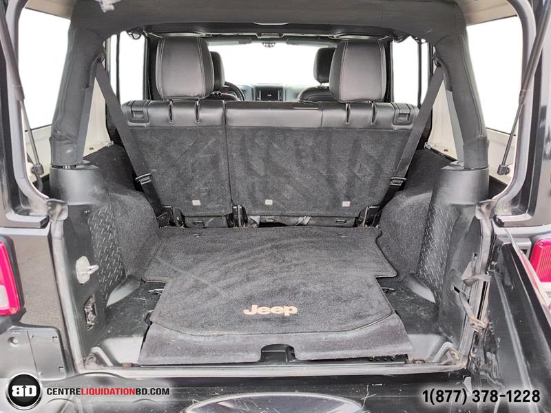 jeep Wrangler Unlimited 2017 - 11