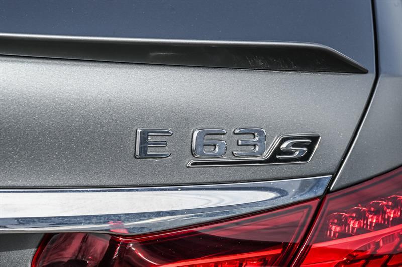 2021 Mercedes-Benz E-Class - Image 9