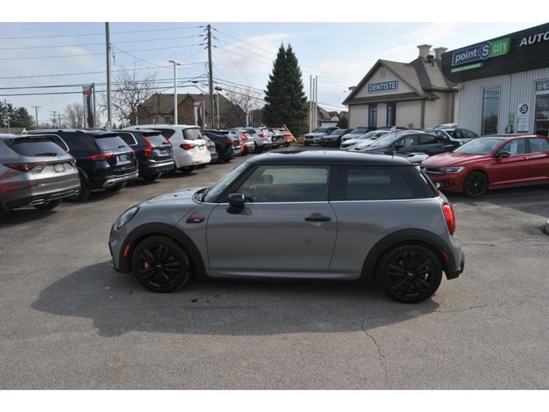 2023 Mini 3 Door - Image 2