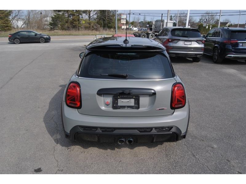 2023 Mini 3 Door - Image 4