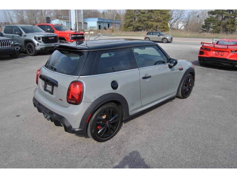 2023 Mini 3 Door - Image 5
