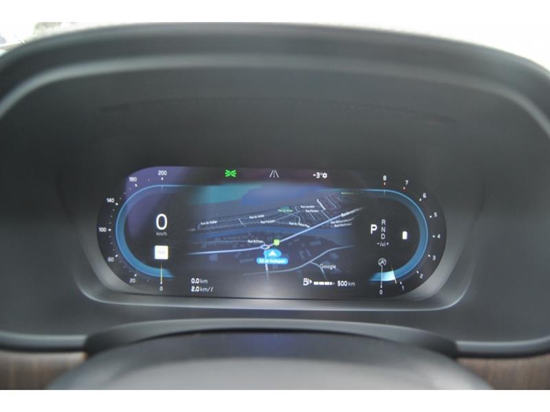 2022 Volvo V90 - Image 16