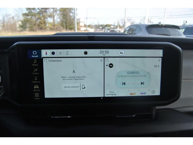 2024 Jeep Wrangler - Image 16