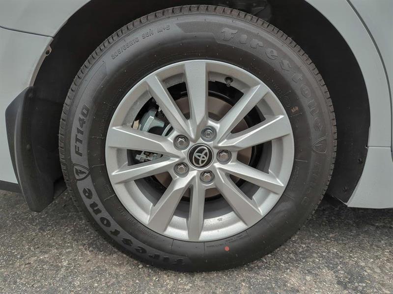 2026 Toyota Camry - Image 8