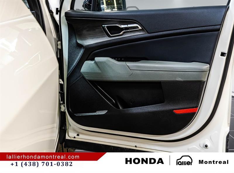 2023 Kia Sportage - Image 19