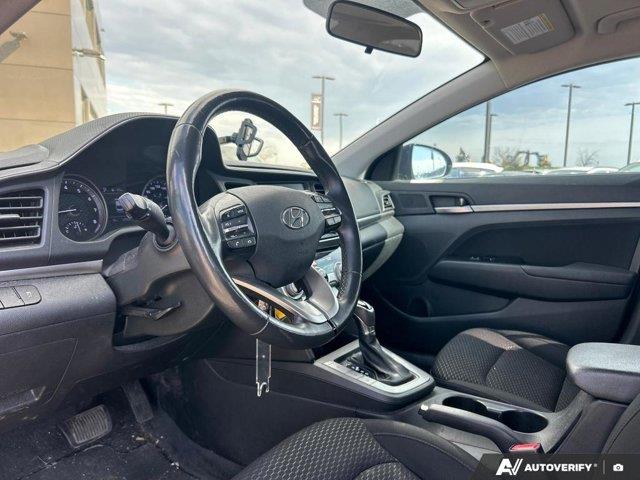 hyundai Elantra 2019 - 16